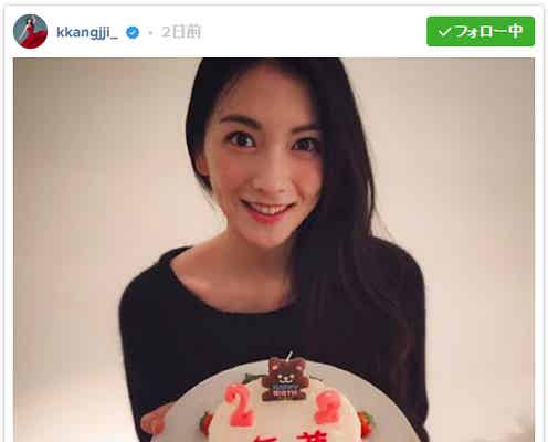 知英、抱負新たに “自作”バースデーケーキも披露