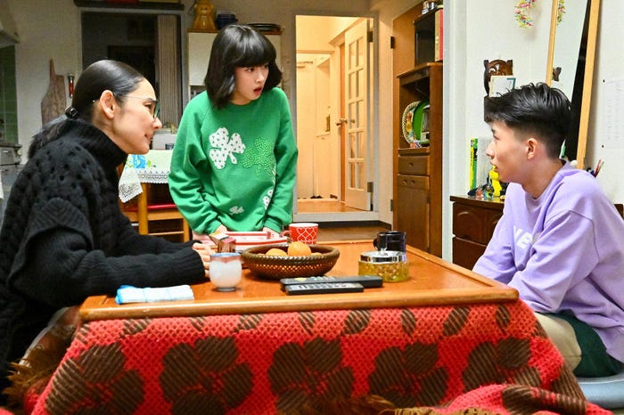 吉田羊、河合優実、坂元愛登「不適切にもほどがある!」第4話より(C)TBS