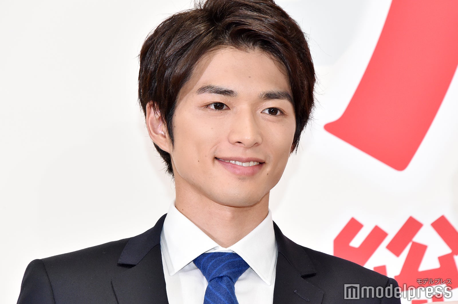 白洲迅（C）モデルプレス