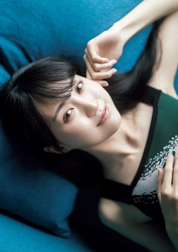 賀喜遥香(C)藤本和典/集英社