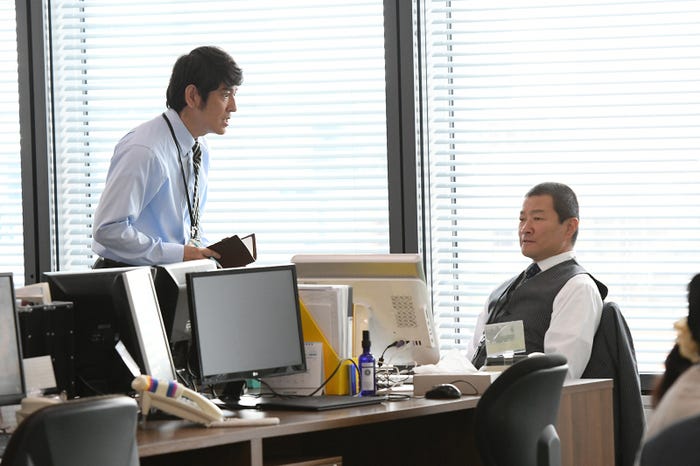 田中直樹、木村祐一 「砂の塔~知りすぎた隣人」第2話・場面カット(C)TBS