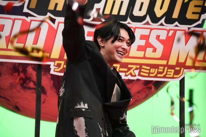 「プルスウルトラ」と叫ぶ吉沢亮 (C)モデルプレス