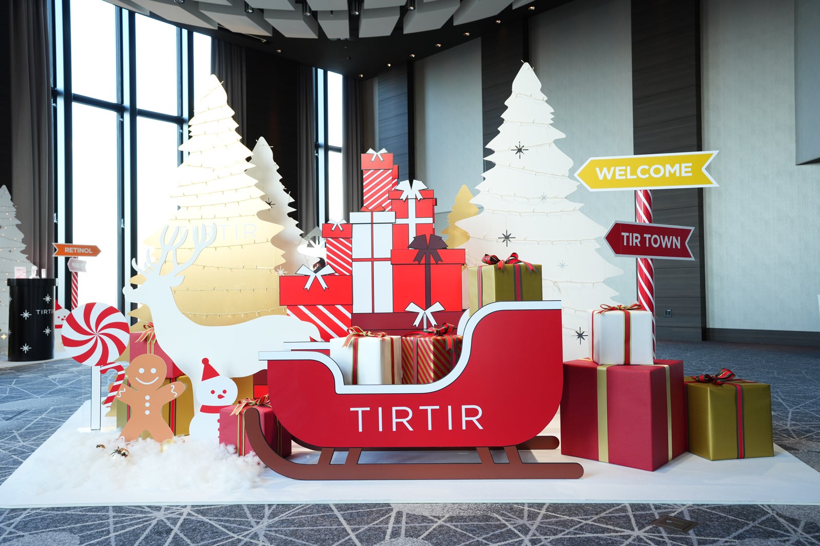 「TIRTIR presents TGC X’mas 2022」フォトブース（提供写真）