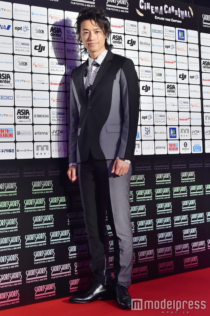 斎藤工(C)モデルプレス