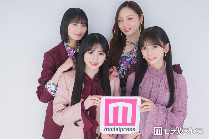 乃木坂46(上段左から)遠藤さくら、梅澤美波(下段左から)川崎桜、池田瑛紗(C)モデルプレス