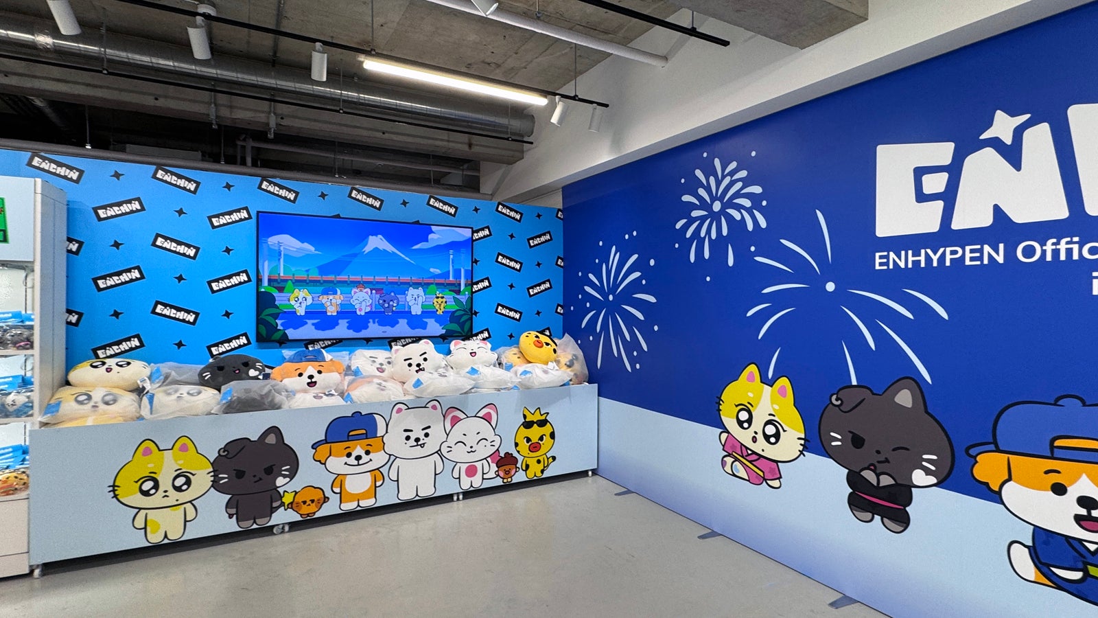 「ENHYPEN Official Character ＜ENCHIN＞ POP-UP in Tokyo」（P）＆（C） BELIFT LAB Inc.