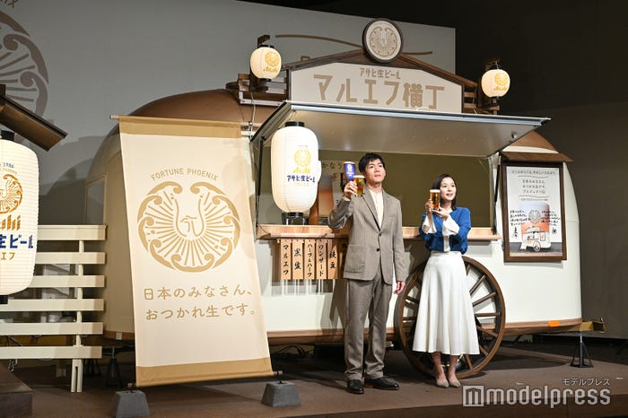 松下洸平、芳根京子(C)モデルプレス