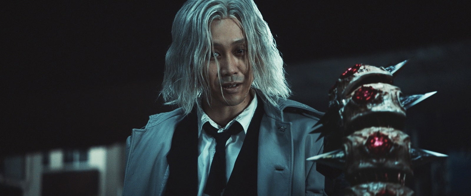 大泉洋「東京喰種」新ビジュアル公開　真戸呉緒のクインケ詳細明らかに