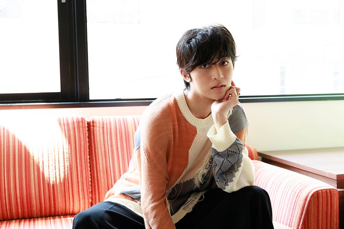 日野友輔/撮影:日暮 翔