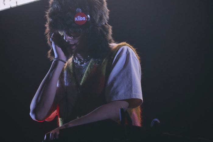 西洸人(C)LAPONE ENTERTAINMENT