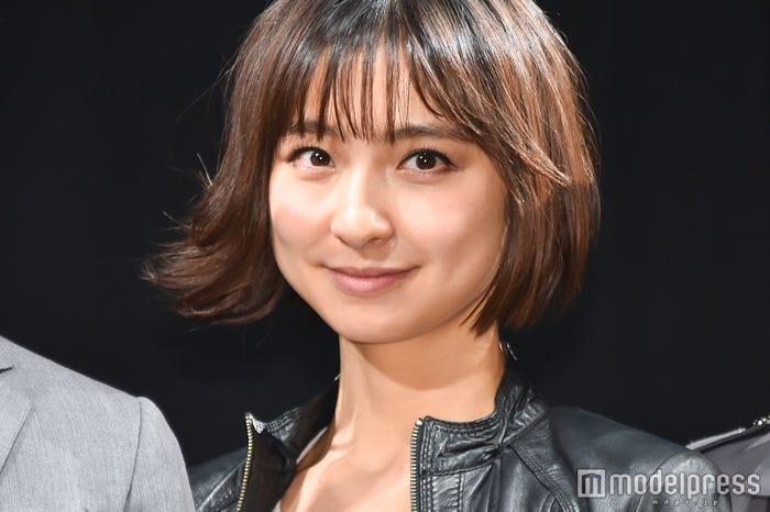 篠田麻里子(C)モデルプレス