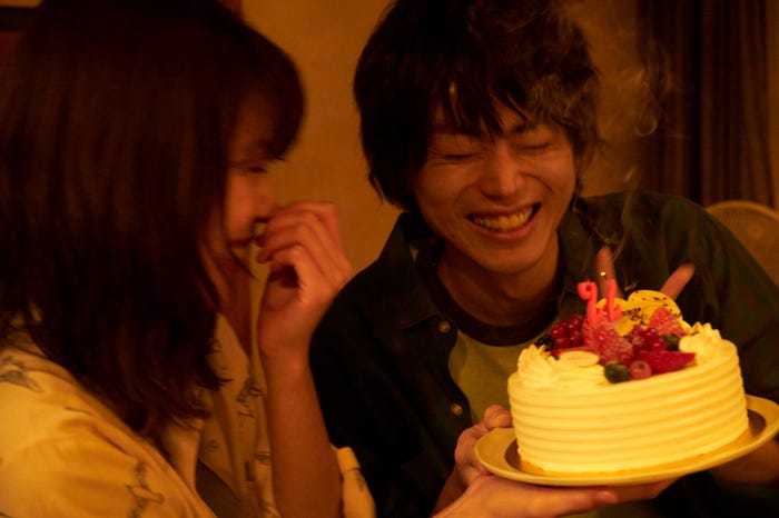 菅田将暉、有村架純(C)2021「花束みたいな恋をした」製作委員会