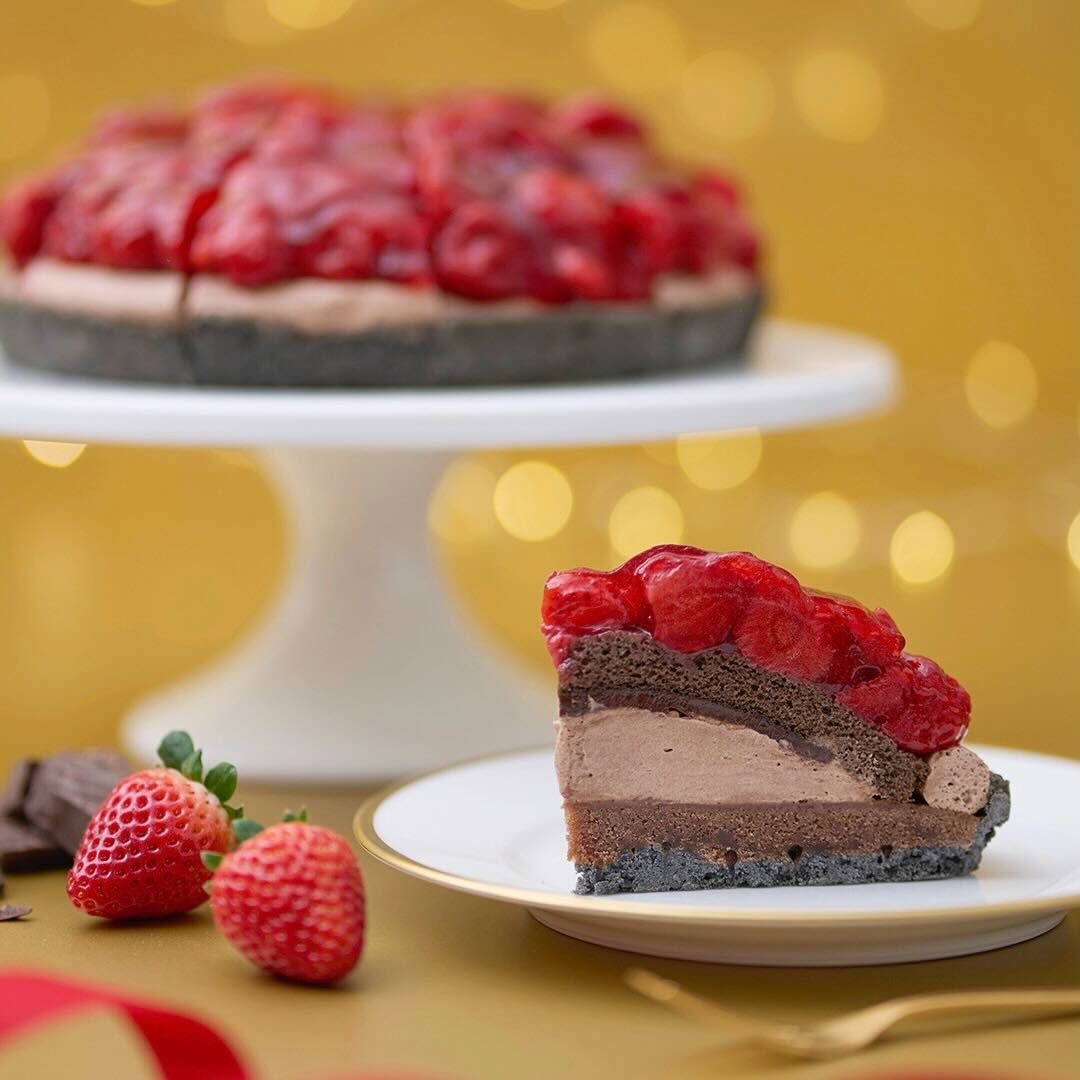 ストロベリー＆チョコレートタルト（提供写真）