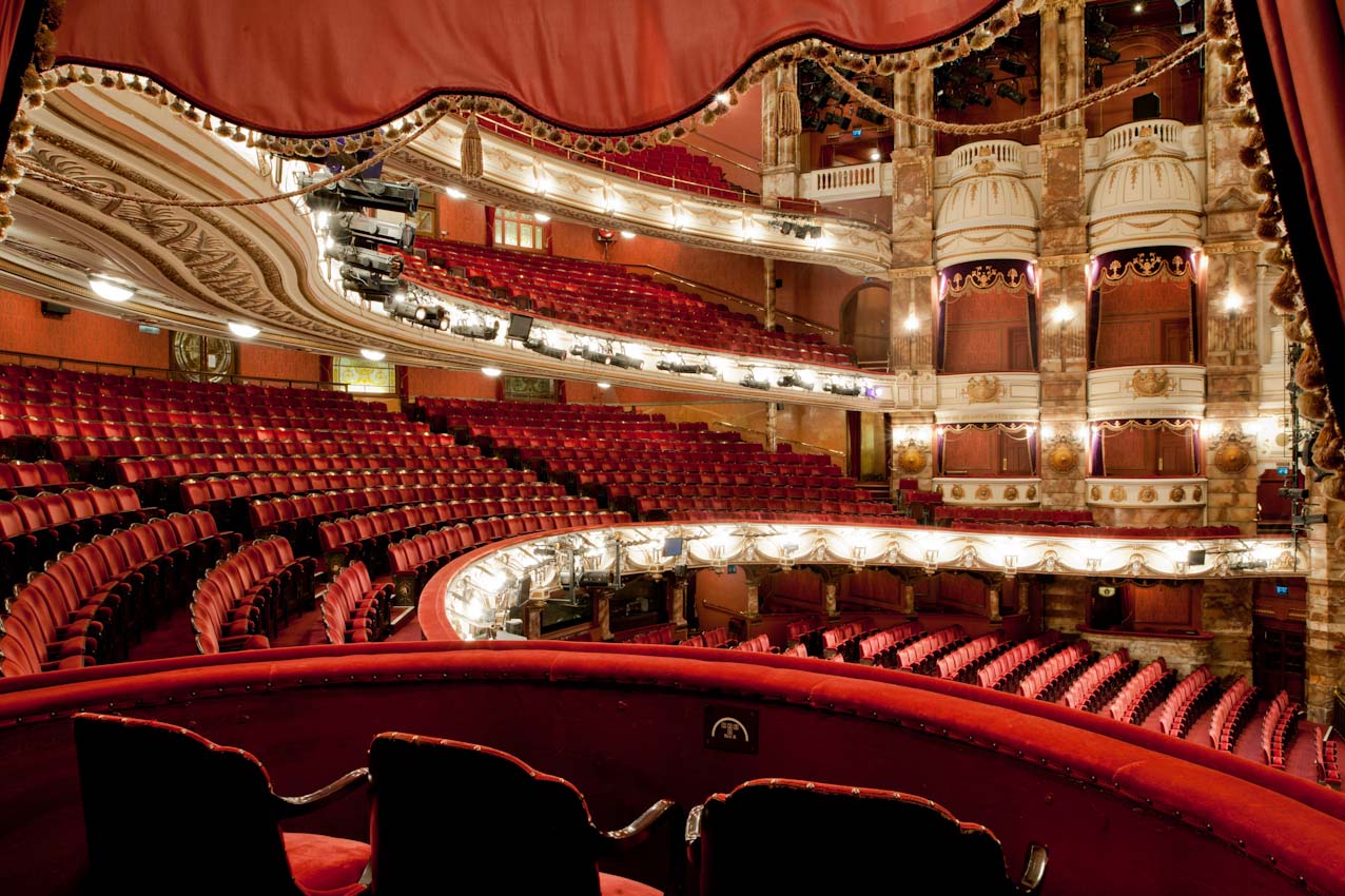 ロンドン・コロシアム／撮影者：Guy de Laubier