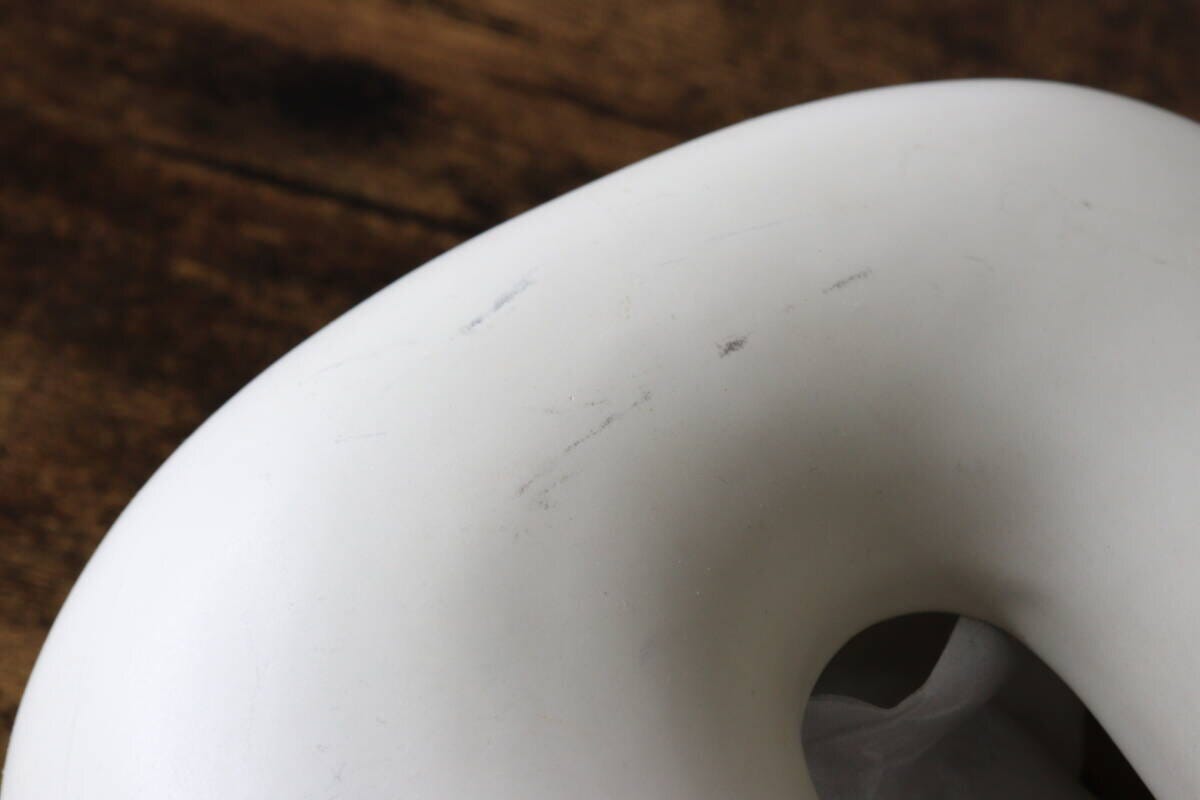 陶器製のインテリアの汚れを落とす方法