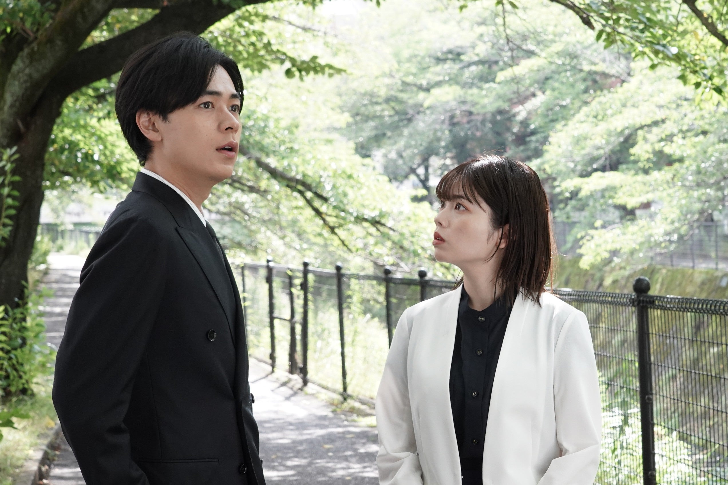 成田凌、小芝風花「転職の魔王様」第6話より（C）カンテレ