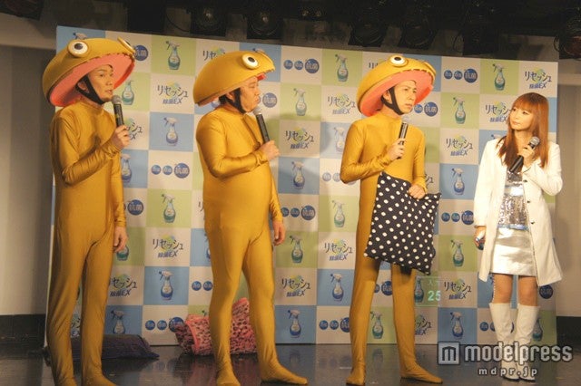 （左から）谷田部俊、杉山裕之、坪倉由幸、中川翔子