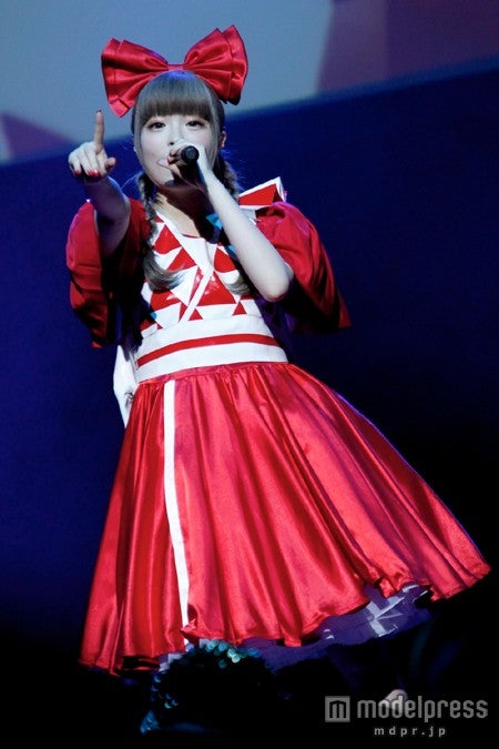 きゃりー、ロサンゼルスで世界初の新曲披露　2300人のファン熱狂