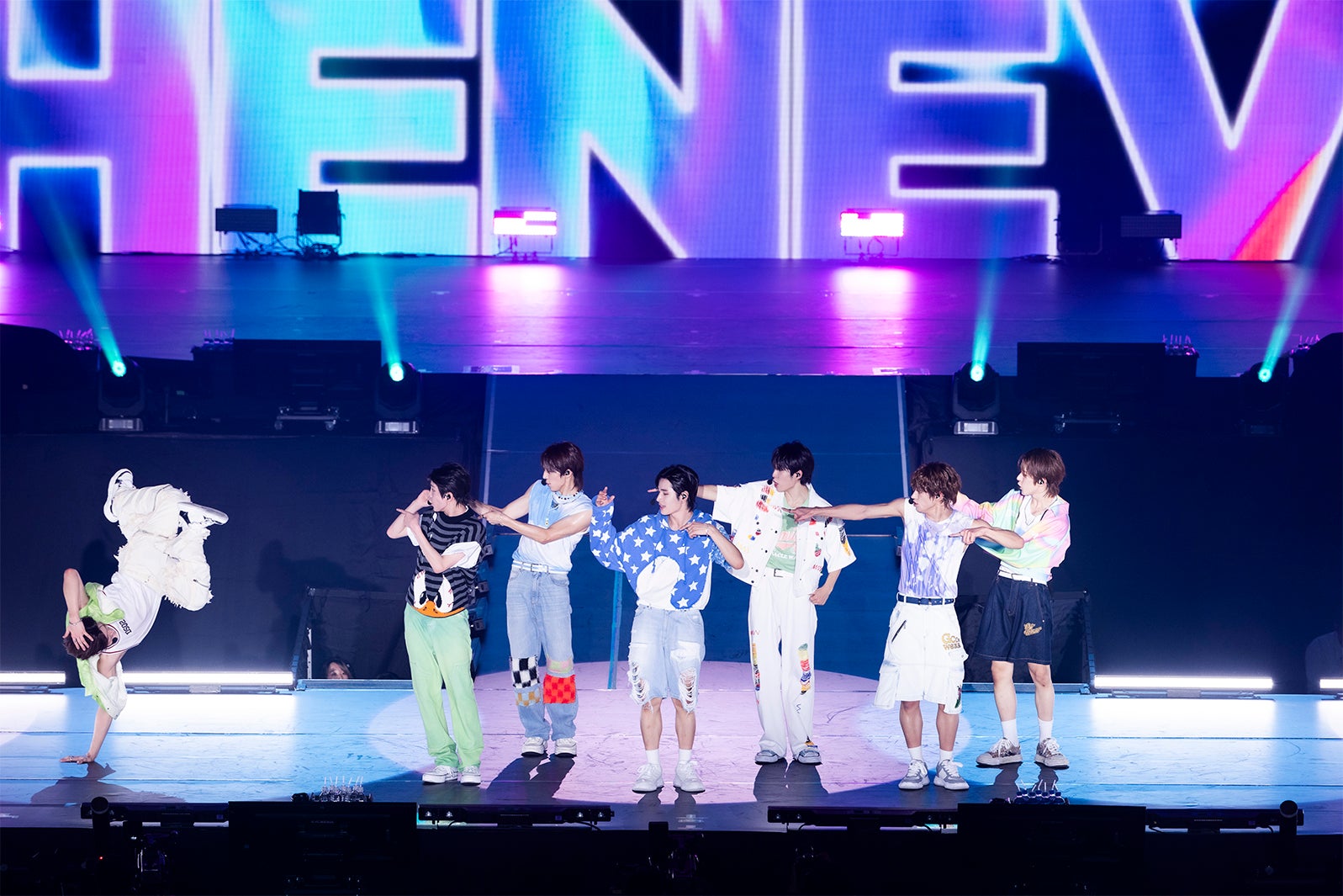 NEXZ　撮影：田中聖太郎写真事務所