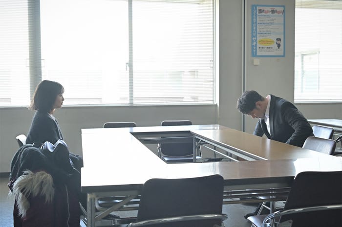 広瀬すず、藤本隆宏「クジャクのダンス、誰が見た?」第8話(C)TBS