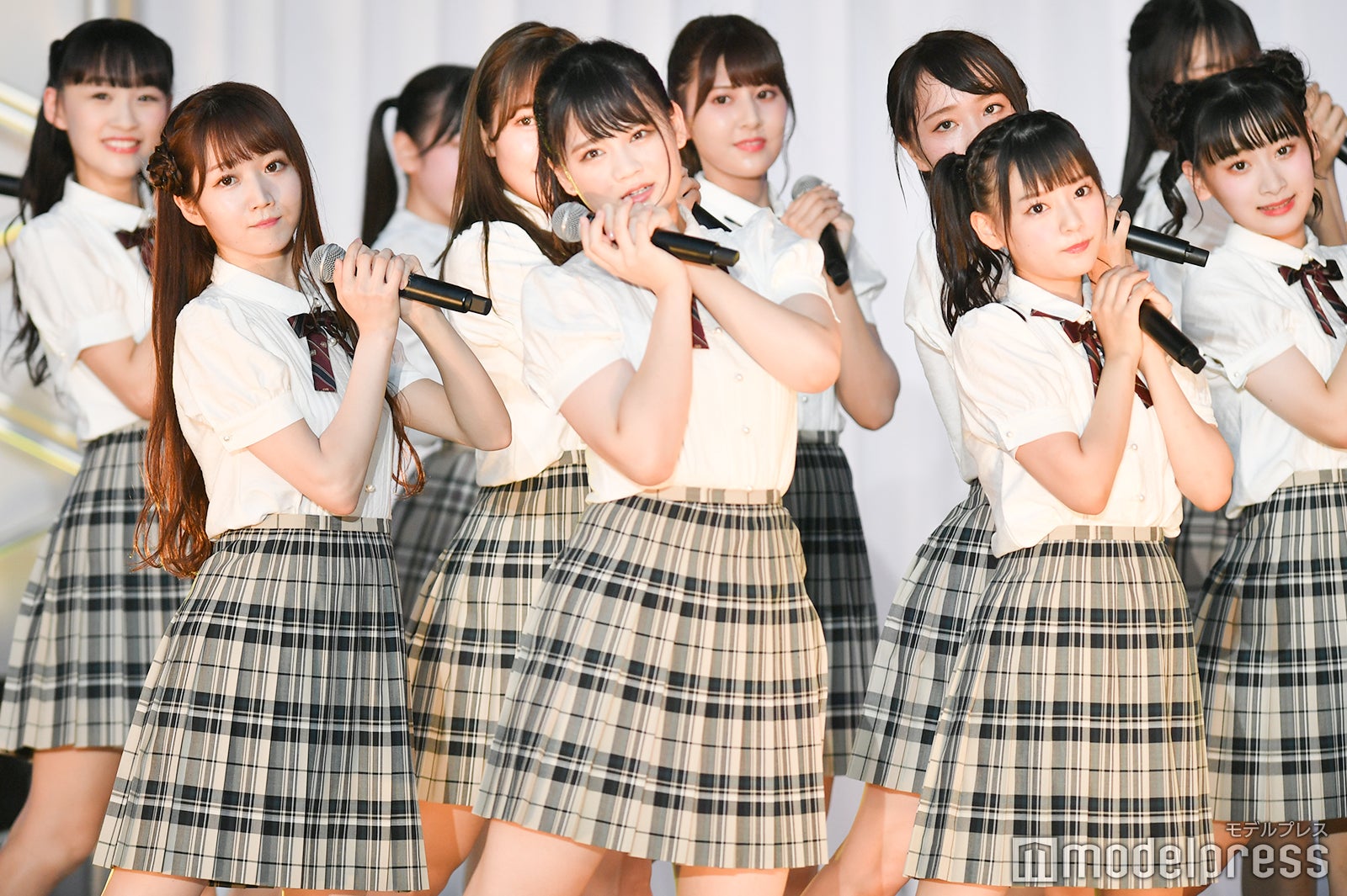 （左から）大谷映美里、高松瞳、齊藤なぎさ／＝LOVE ≠ME スペシャルコンサート「24 girls」 （C）モデルプレス