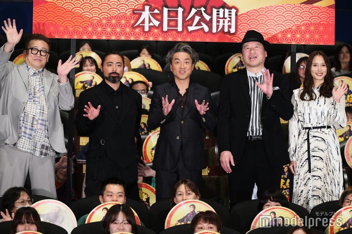 福田雄一監督、山田孝之、ムロツヨシ、佐藤二朗、広瀬アリス(C)モデルプレス