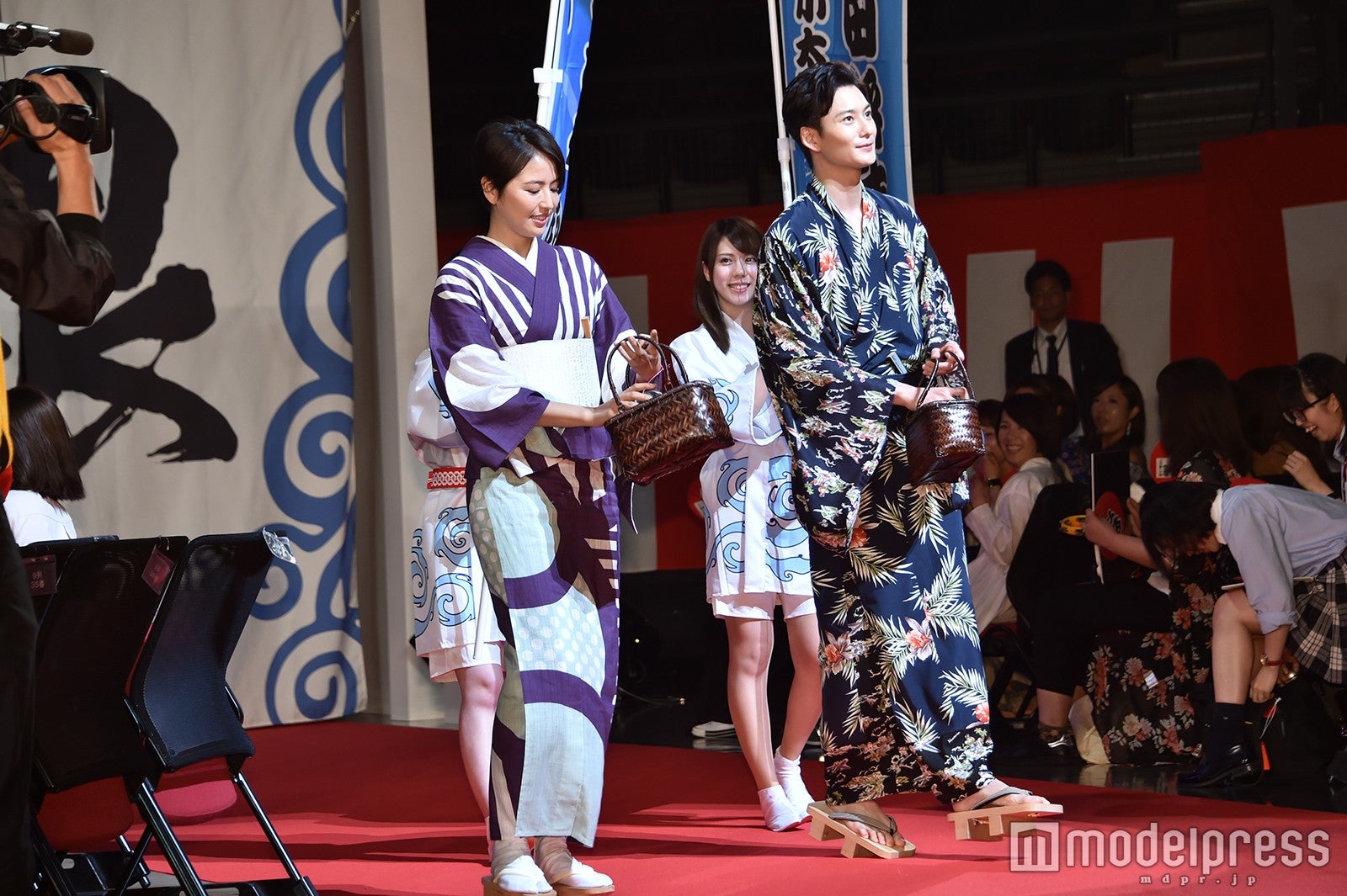 （C）モデルプレス