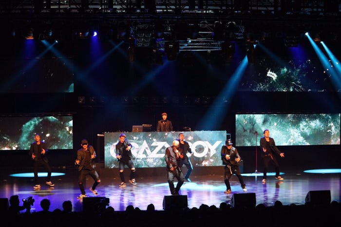 CRAZYBOY(C)提供写真