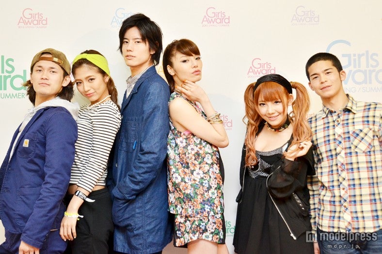 「テラスハウス」メンバー（左から）宮城大樹、今井華、岩永徹也、島袋聖南、竹内桃子、菅谷哲也