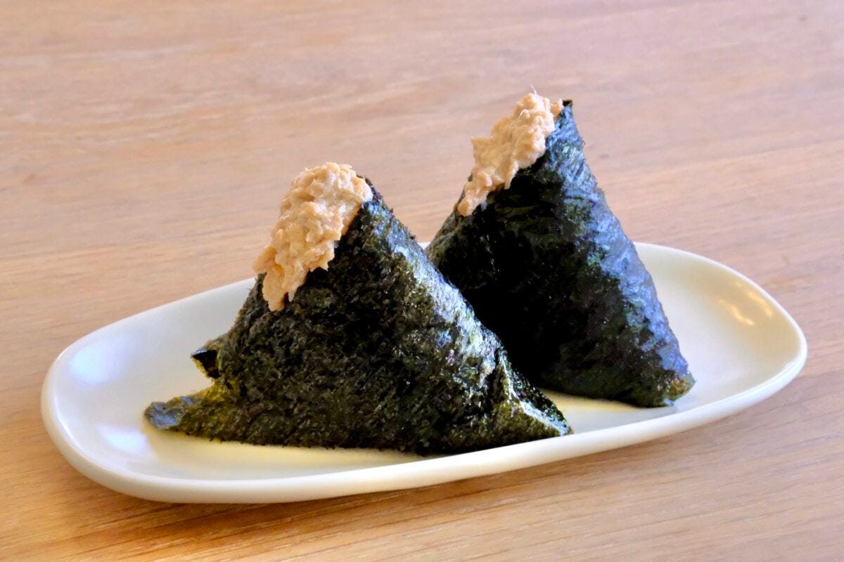 ココチャンネル　不器用でもできる握らないおにぎりの作り方