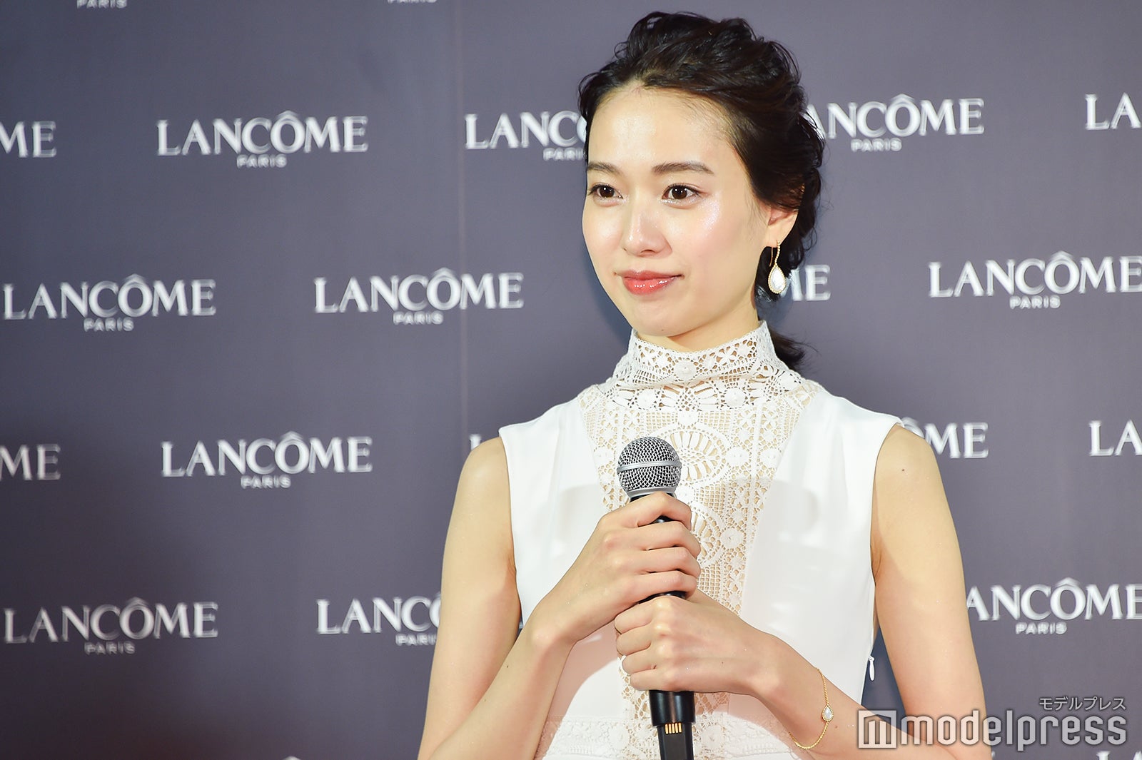 戸田恵梨香（C）モデルプレス