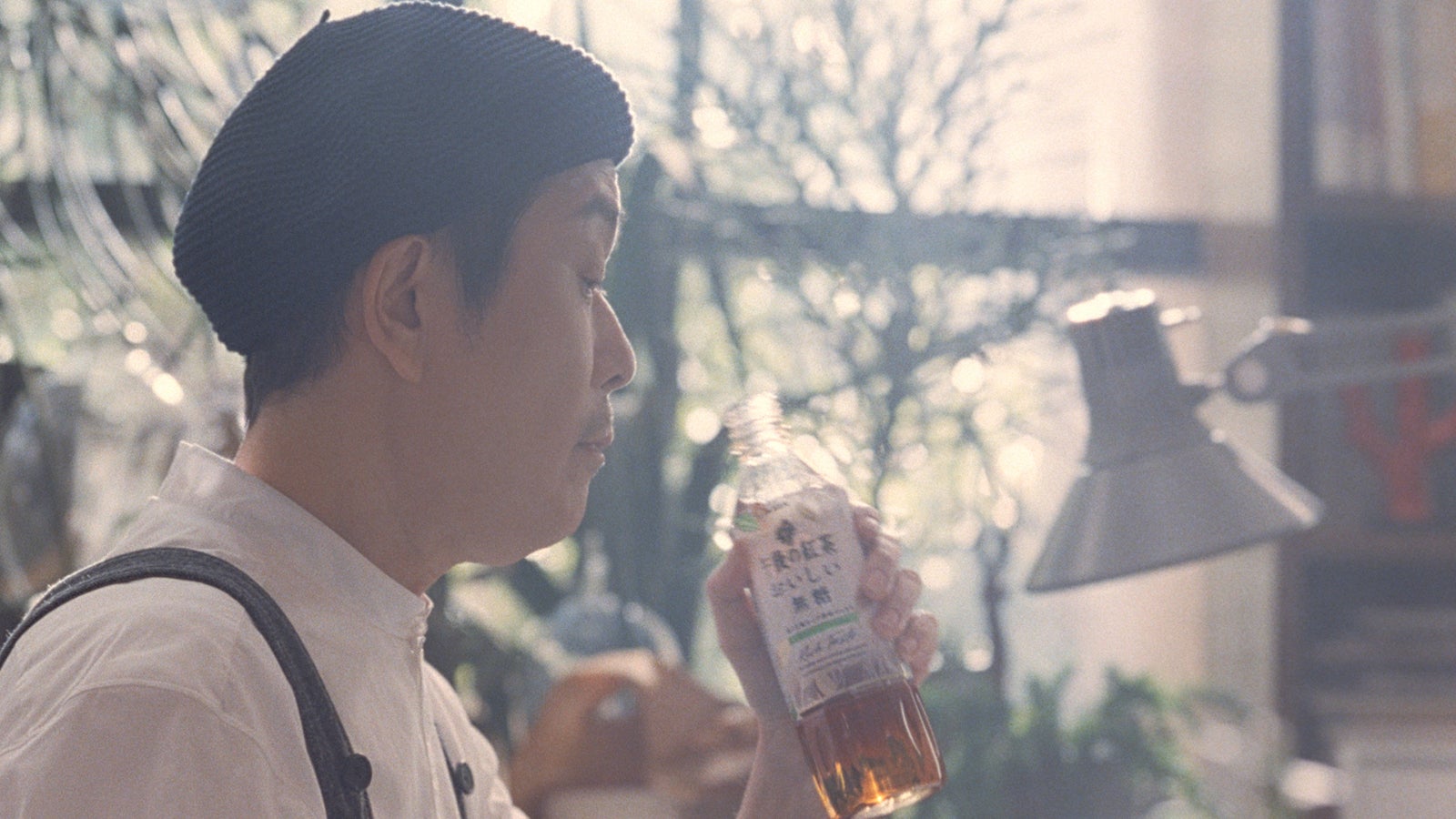 リリー・フランキー／新CMより（提供画像）