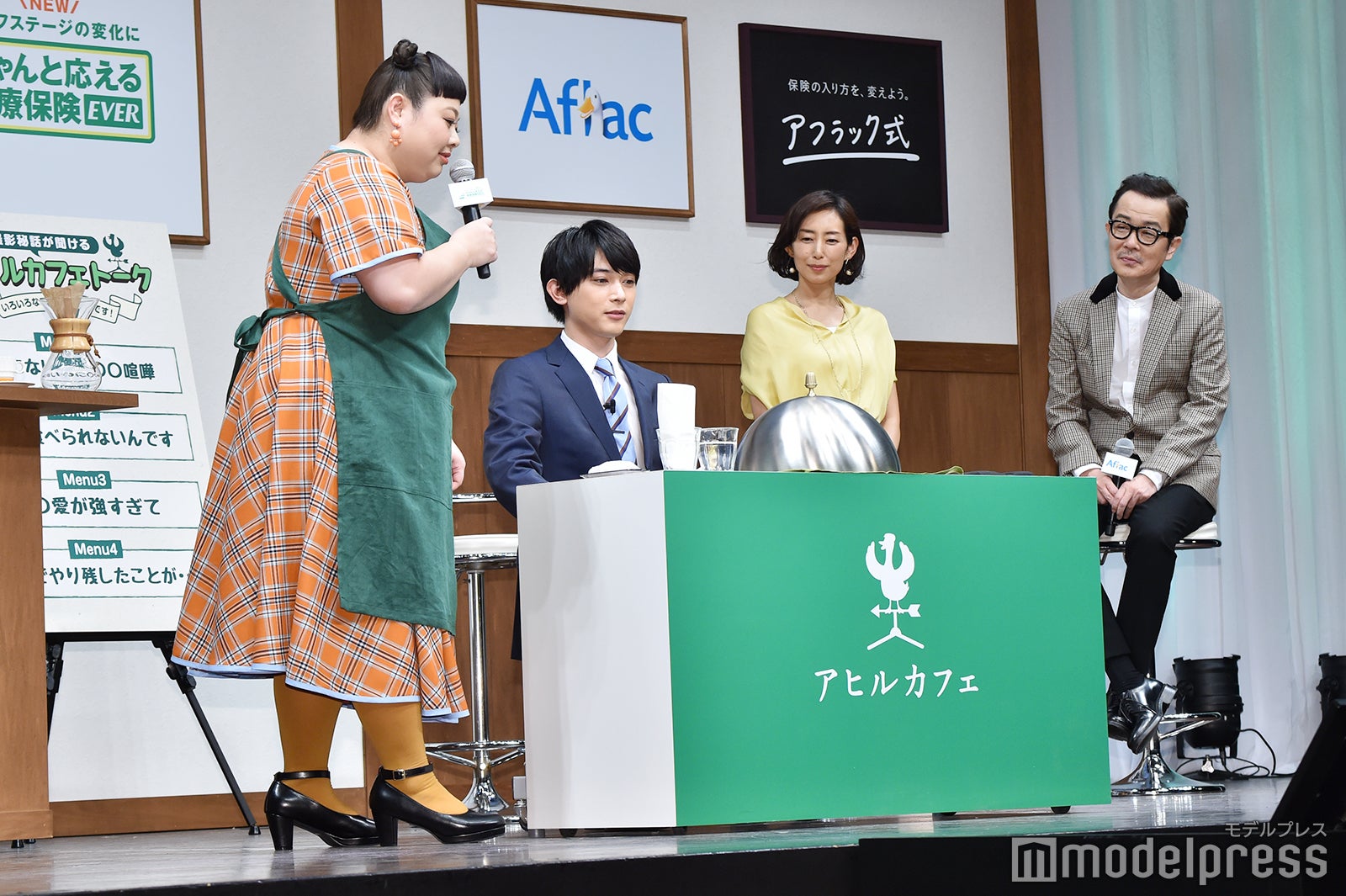 渡辺直美が吉沢亮にナポリタンを提供（C）モデルプレス