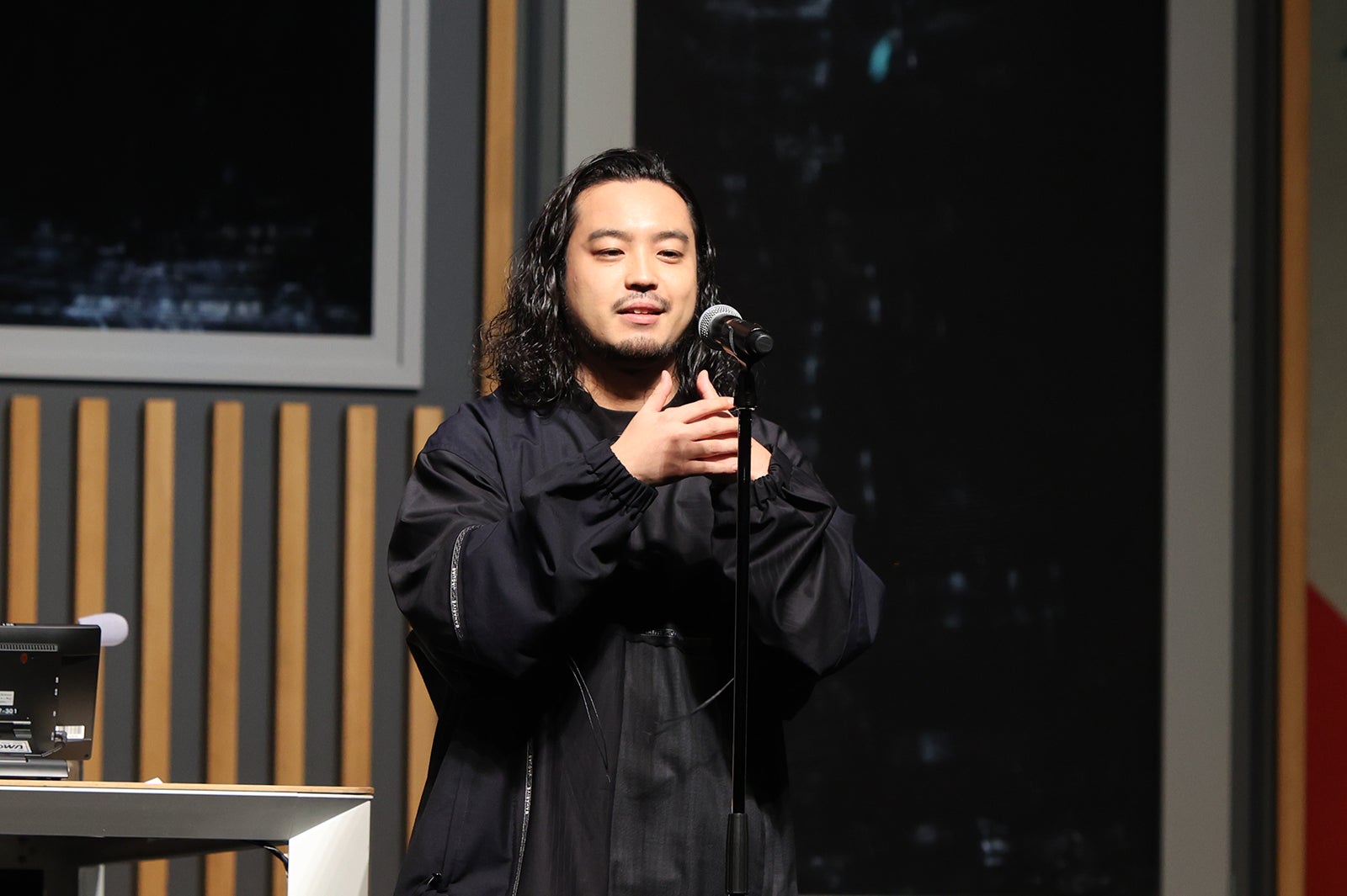 R-指定（提供写真）