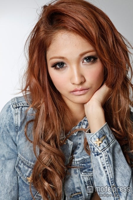 人気雑誌イチのクールビューティが卒業を発表　独占コメント到着