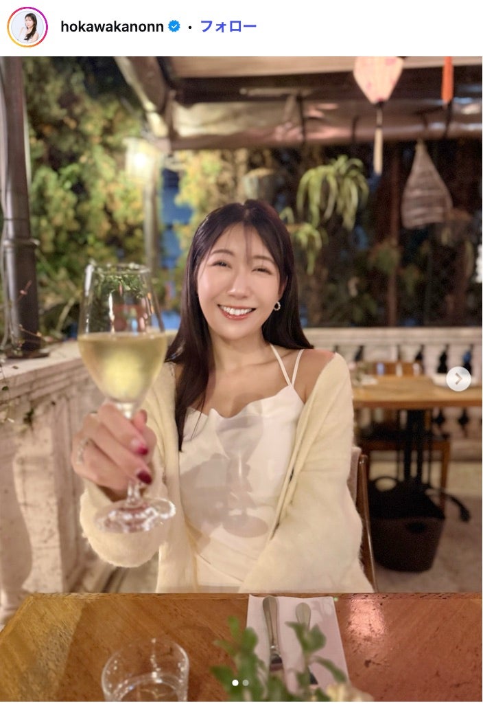 気象予報士・穂川果音、美肩＆ボディライン際立つオフショルタイトニット姿に「目のやり場に困る」「肩のラインがセクシー」と反響