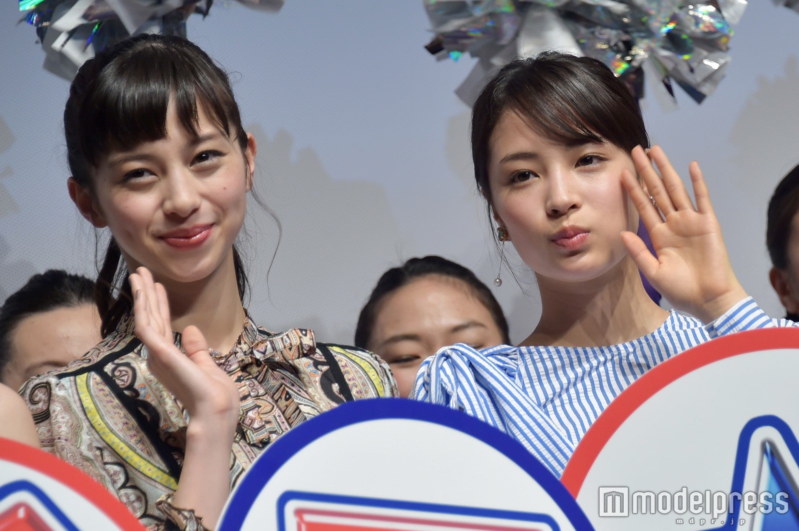 中条あやみ、広瀬すず （C）モデルプレス