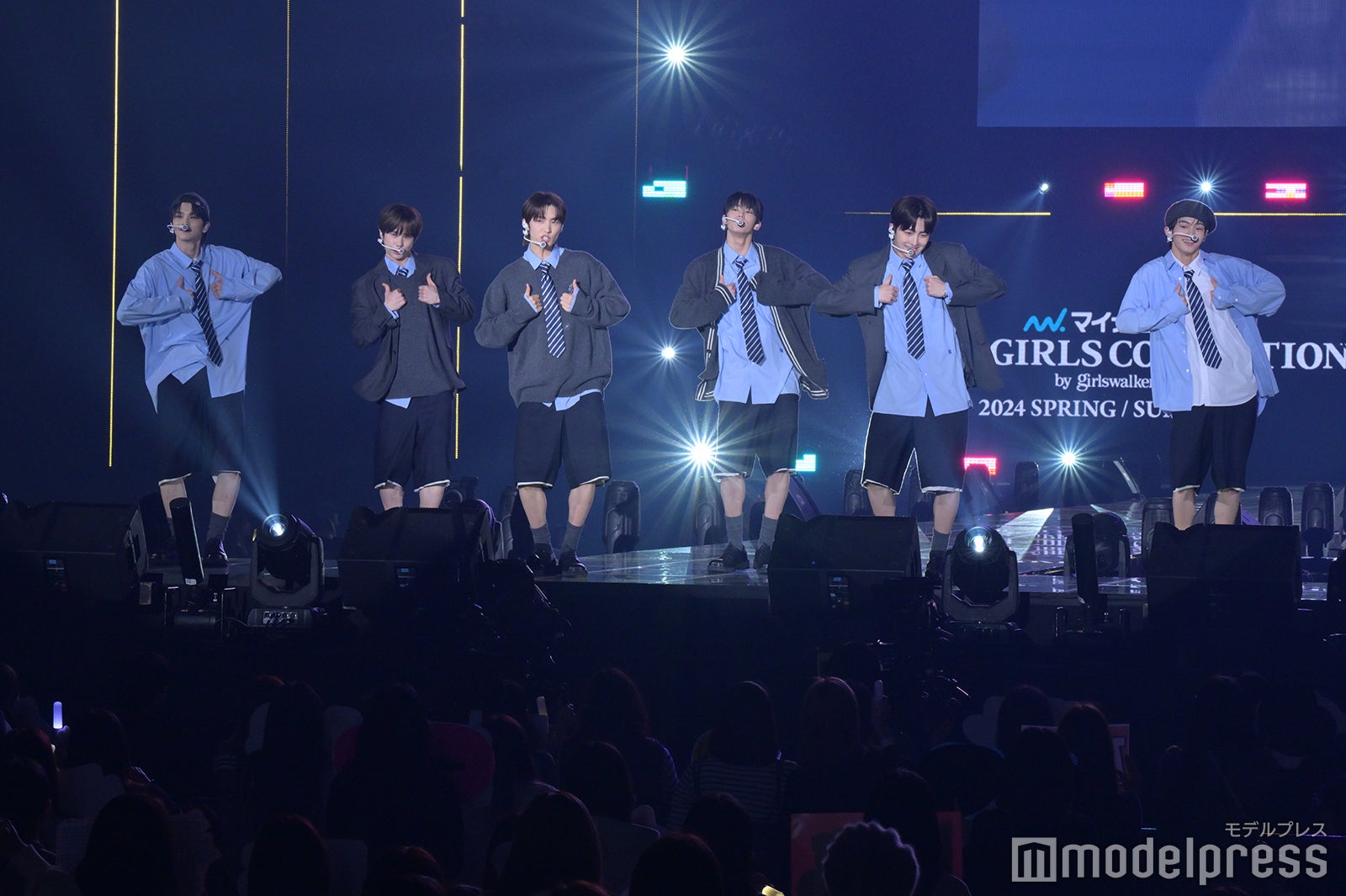 （C）モデルプレス