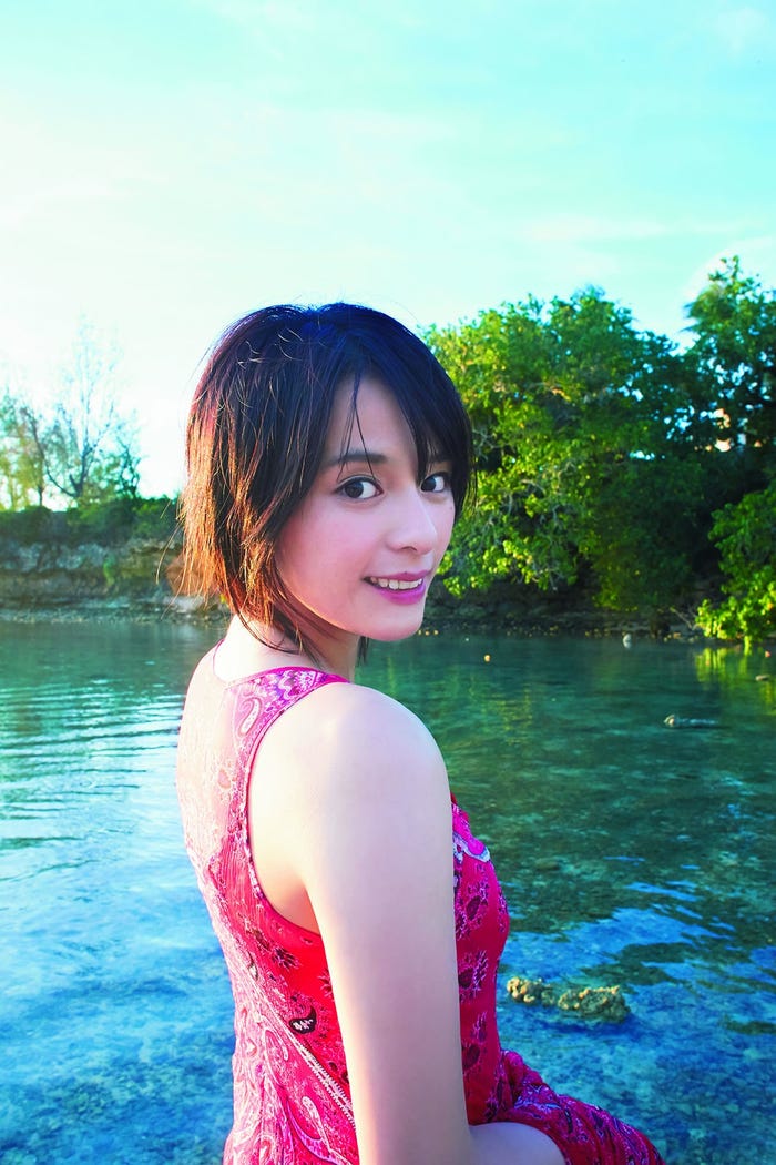 大沢ひかるファースト写真集『Hikaru』/(C)東京ニュース通信社