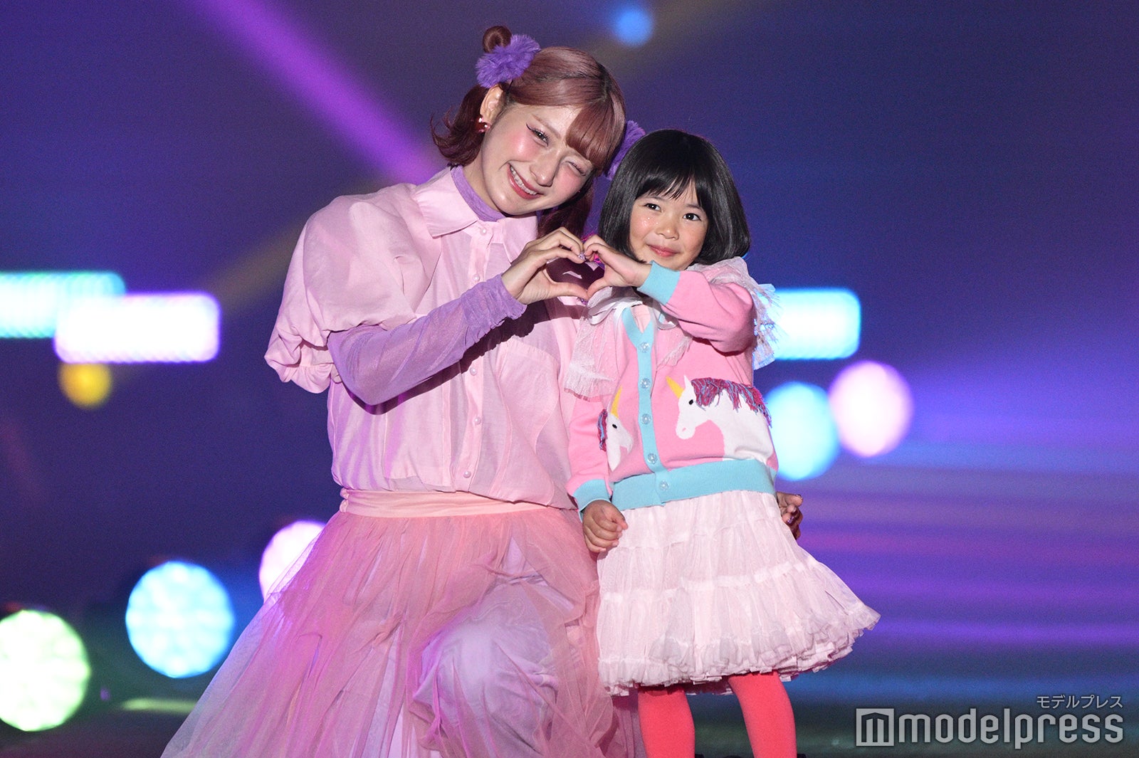 （C）モデルプレス