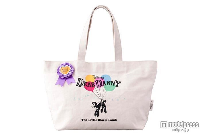 ディズニーランド、“やんちゃな”新キャラがレトロなデザインで登場/トートバッグ¥3600(C)Disney【モデルプレス】