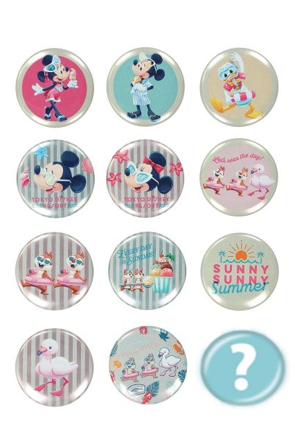 カンバッジセット¥600（C）Disney