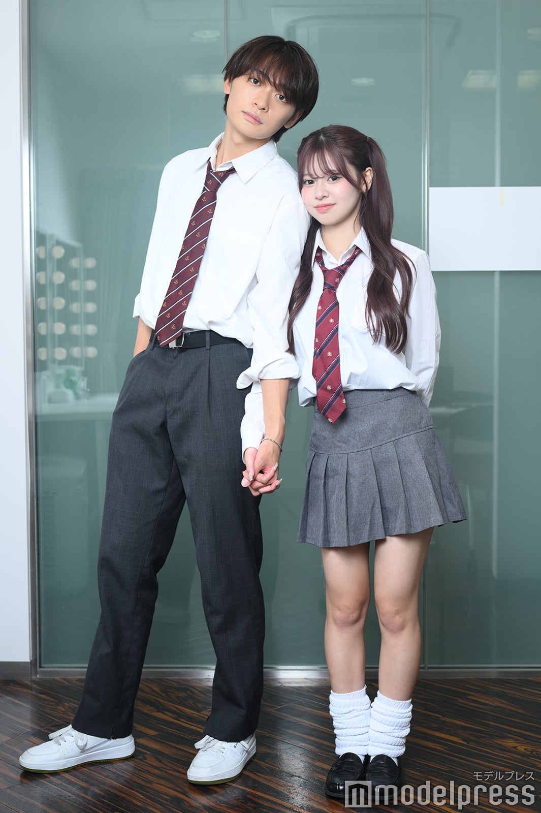 黒木聖那、米澤りあ（C）モデルプレス