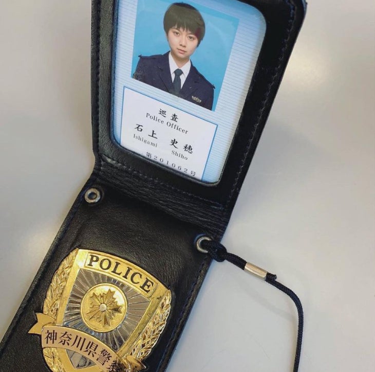 上白石萌歌、ベリーショート姿の警察手帳写真公開「雰囲気違う！」「可愛い」の声