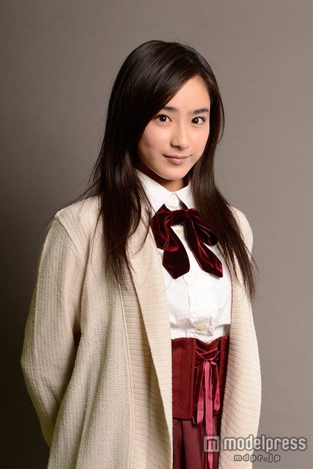 杏奈役・平祐奈(C)2015 noprops・黒田研二/「青鬼」製作委員会