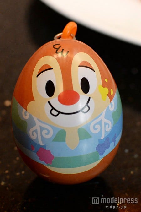 デールのエッグオーナメント