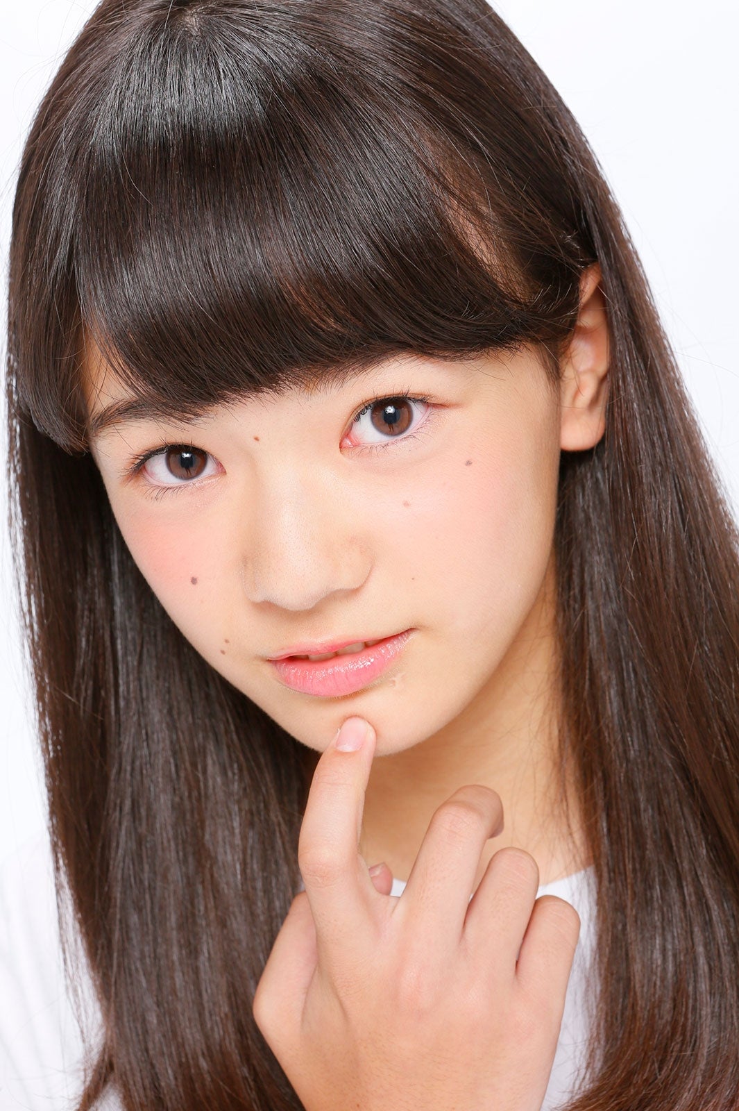 青井乃乃／画像提供：新潮社