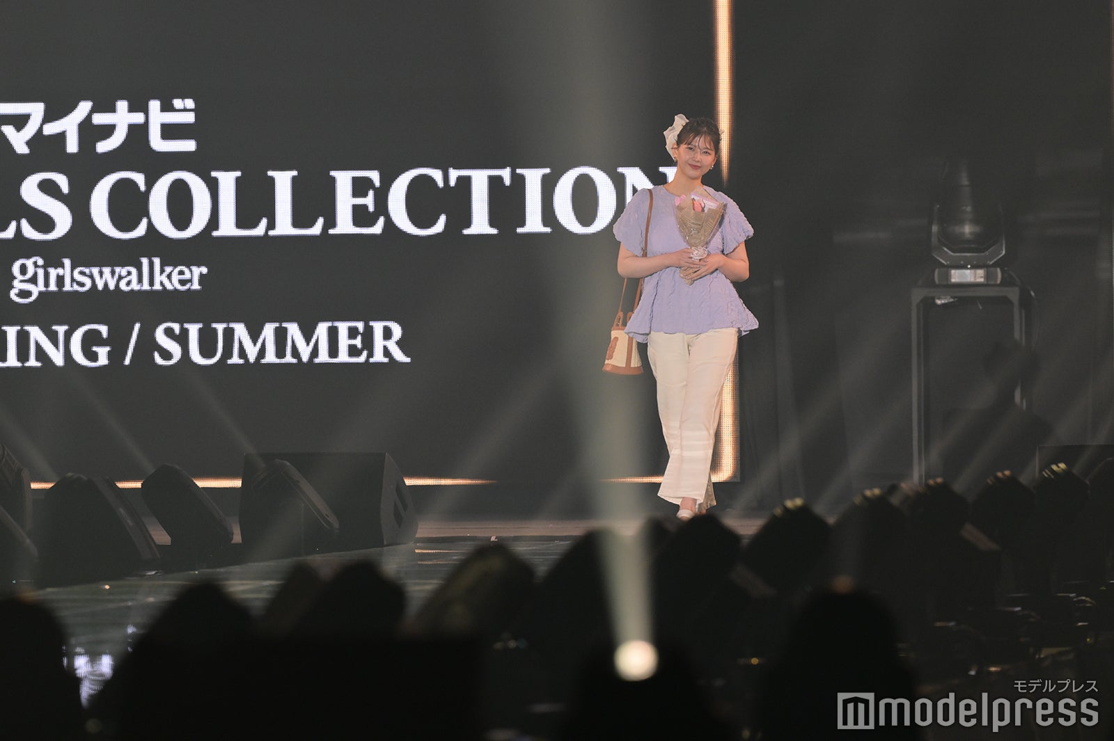 （C）モデルプレス