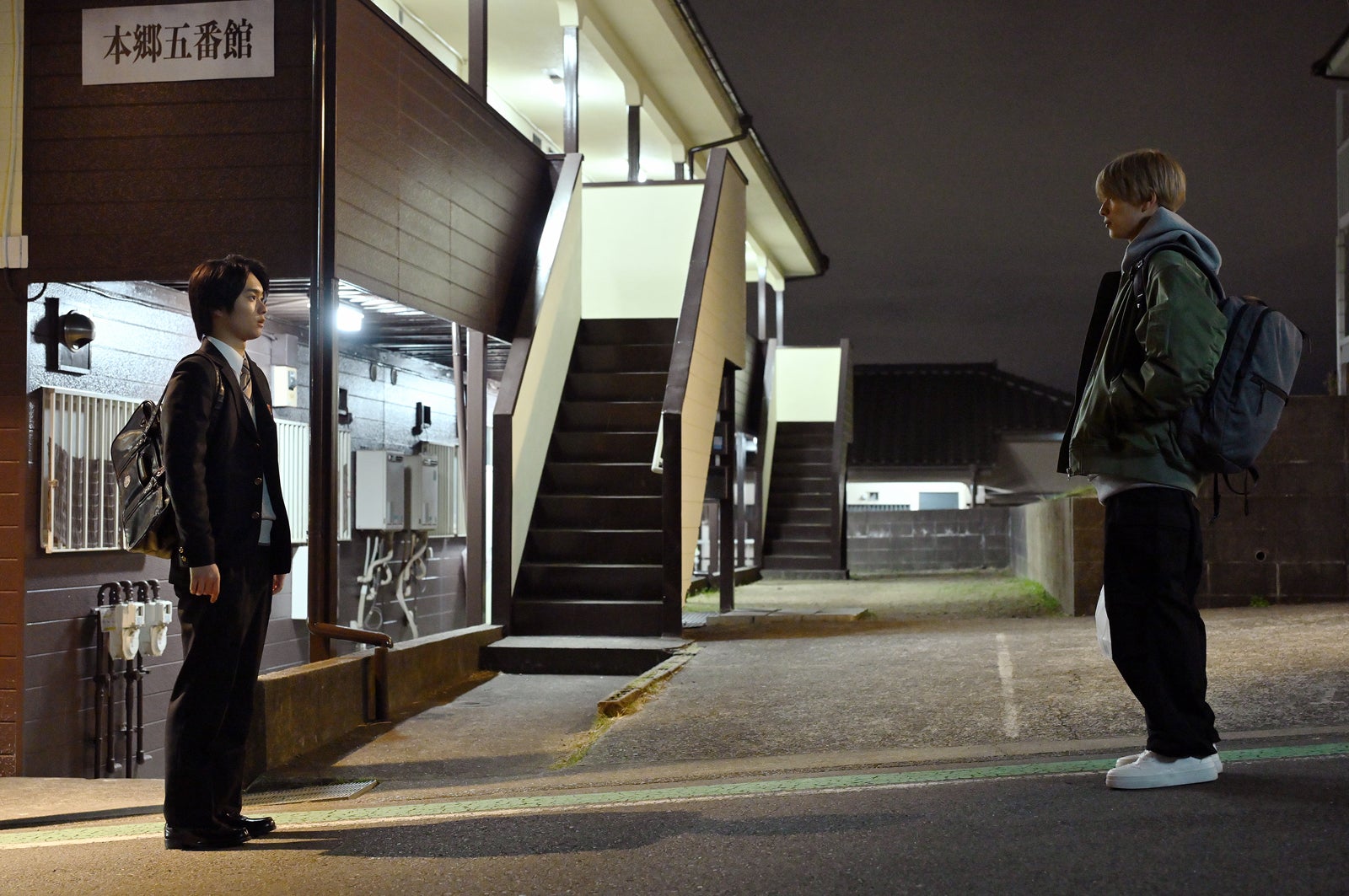 奥平大兼、高橋恭平「御上先生」第8話（C）TBS