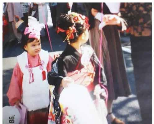橋本愛、幼少期の写真を披露「お人形さんみたい」「可愛すぎる」と絶賛の声